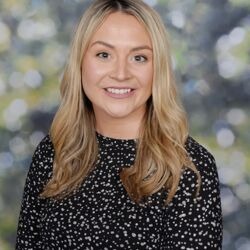 Photo of Miss Merryn Chestney